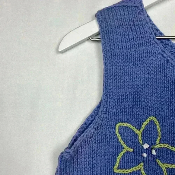 Pure Handknit Womens Vest Blue S/M Sleeveless Pullover Tight Knit 3D Flowers EUC - Picture 3 of 12